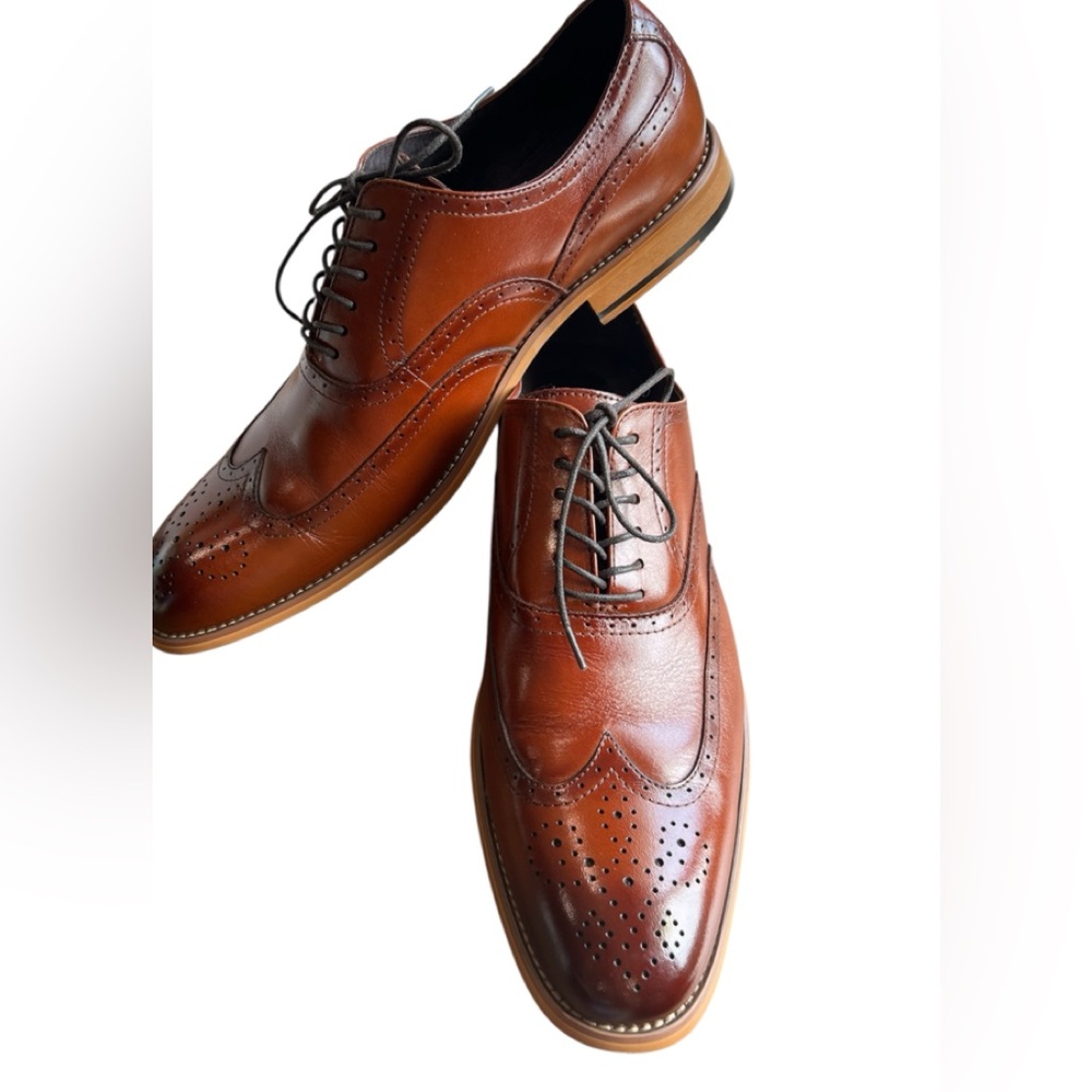 Man's Oxfords Stacy Adams
Dunbar Wingtip Oxford, size 12